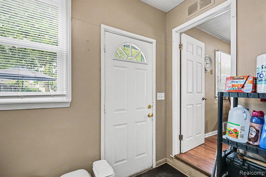 17623 Tennyson Street, Roseville, MI 48066 — Photo 13