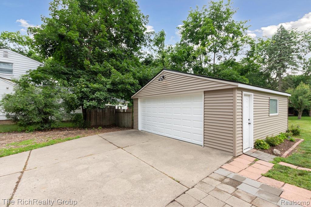 9670 Gold Arbor Road, Plymouth, MI 48170 — Photo 29