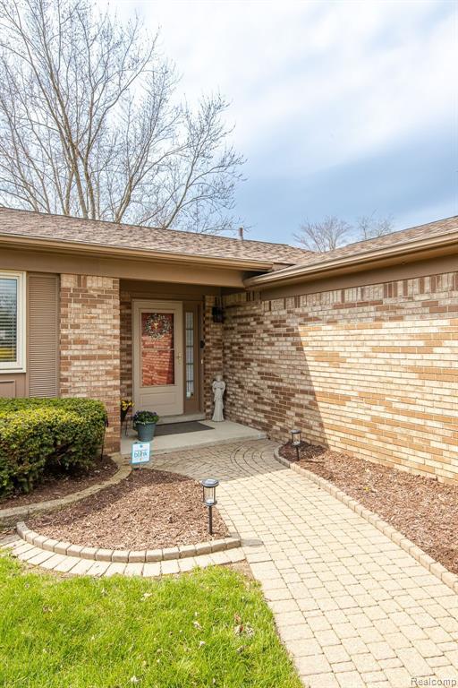 5335 Timber Ridge Trail, Clarkston, MI — Photo 4