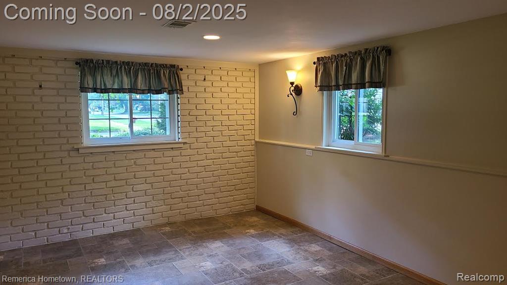 8736 Ringwood Drive, Commerce Twp, MI 48382 — Photo 12