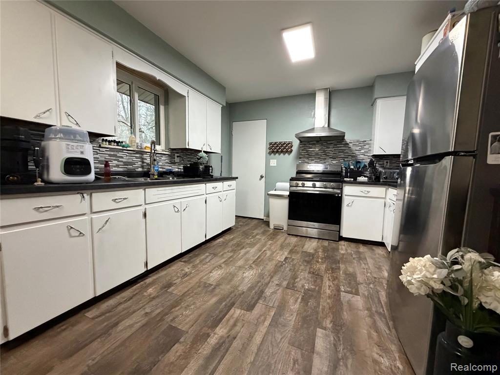6644 Dorwood Road, Saginaw, MI 48601 — Photo 4