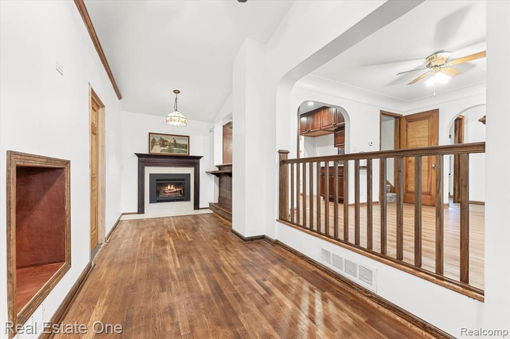 1353 Ford Avenue, Wyandotte, MI 48192 — Photo 11