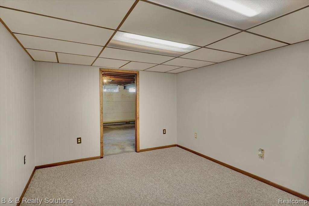6229 Cold Spring Trail, Grand Blanc, MI 48439 — Photo 28