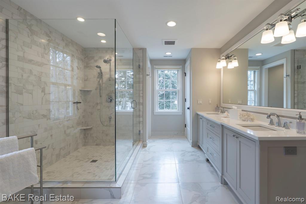6333 Worlington Road, Bloomfield Hills, MI 48301 — Photo 44