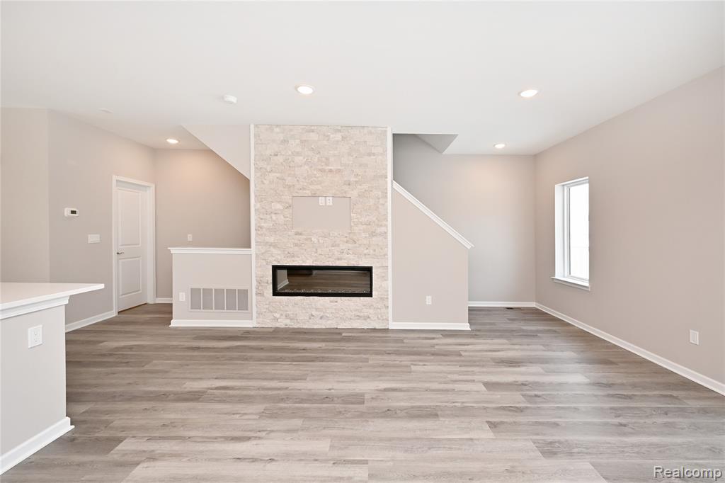 4861 Parkside Lane, Troy, MI 48085 — Photo 5