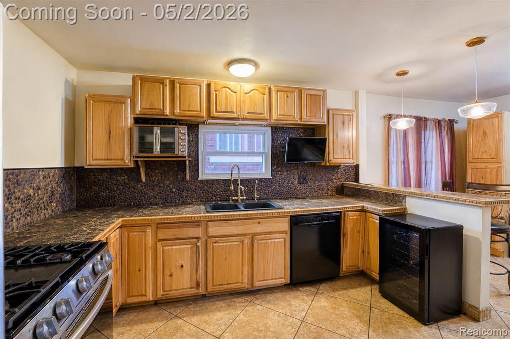 18714 Santa Barbara Drive - Photo 3