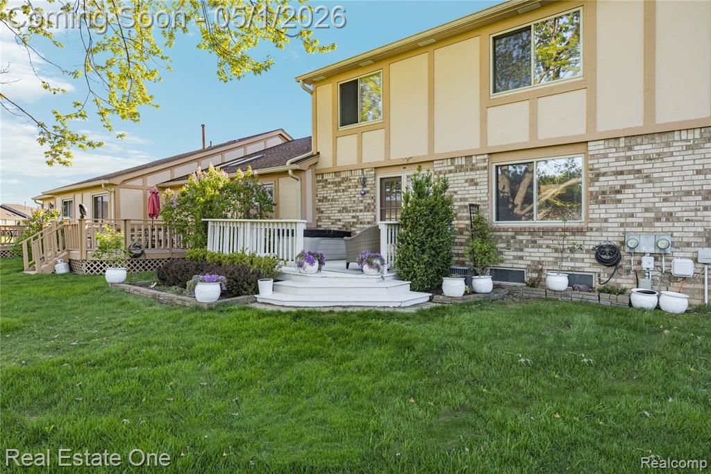 42374 Willow Tree Lane E, Clinton Twp, MI 48038 — Photo 3
