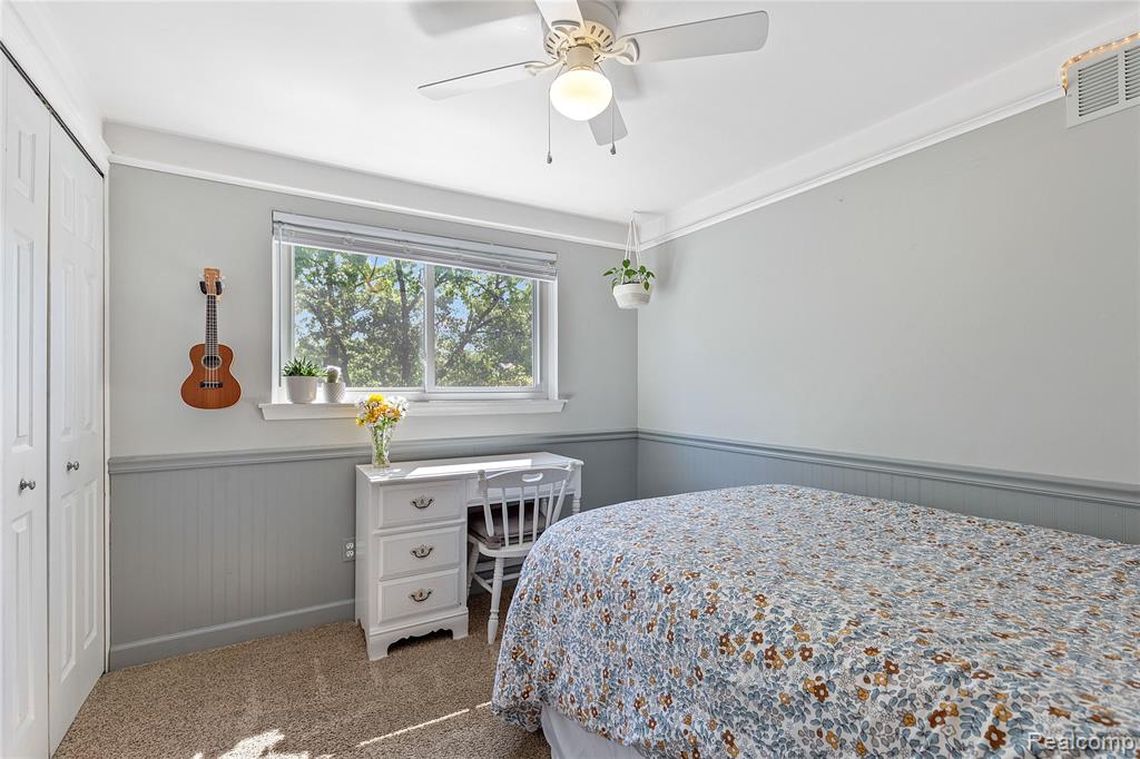 7406 Sussex Drive, Canton, MI 48187 — Photo 25