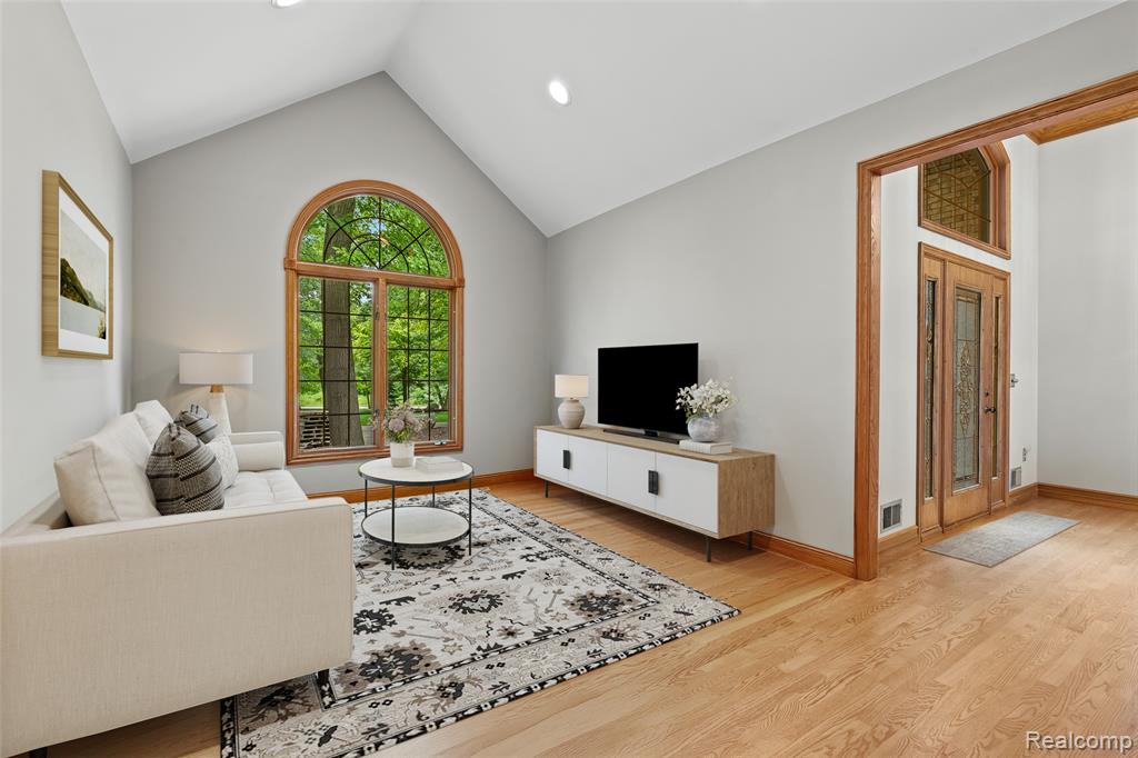 9997 APPLEGATE Lane, Brighton, MI 48114 — Photo 4