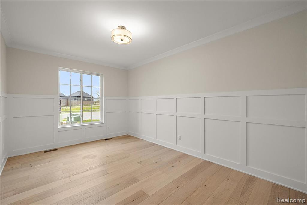 50318 Mistwood Drive, Macomb, MI 48042 — Photo 23