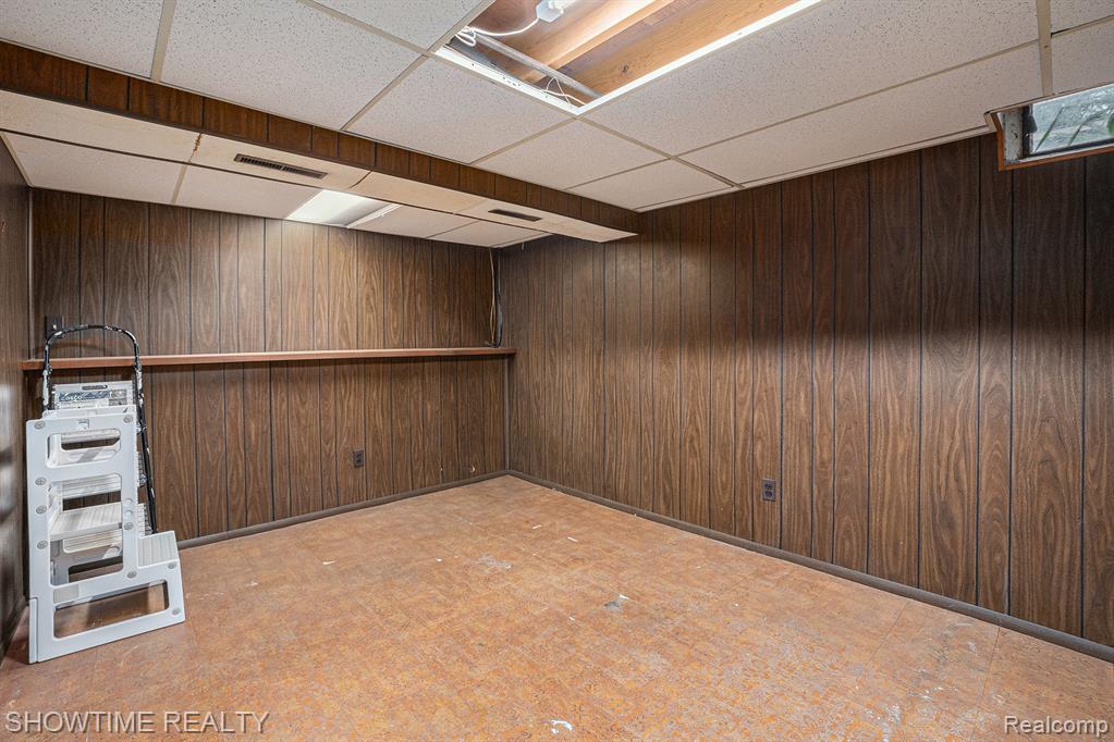633 Ellen Avenue, Royal Oak, MI 48073 — Photo 22