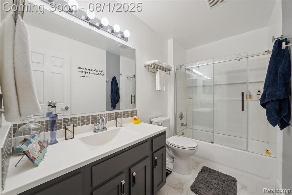 999 Hickory Drive, Brighton, MI 48116 — Photo 25