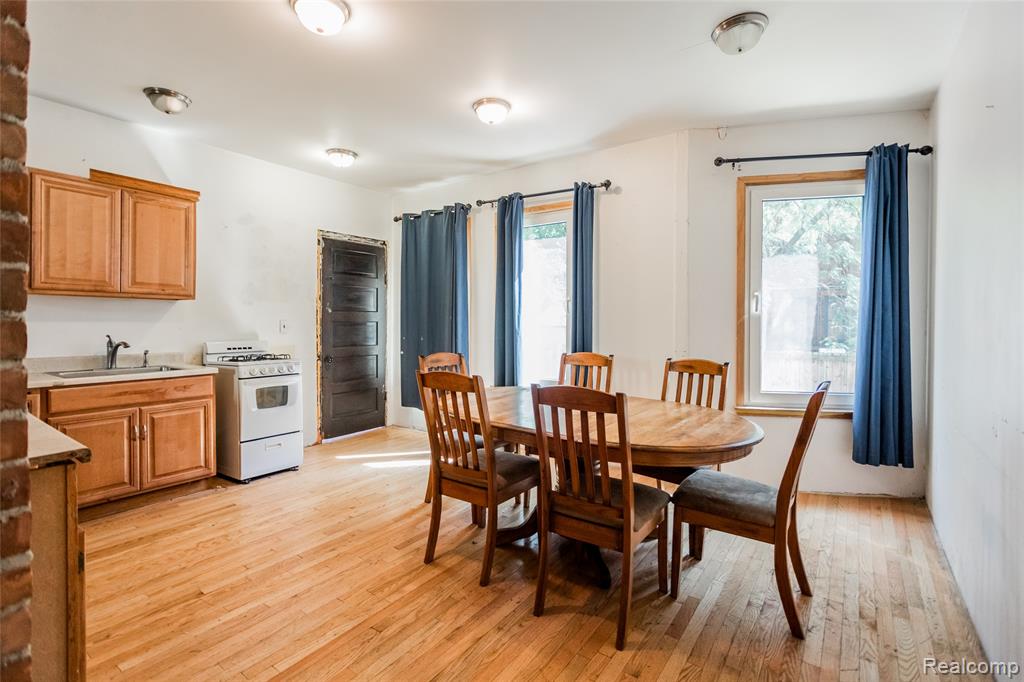 4820 Avery Street, Detroit, MI 48208 — Photo 9