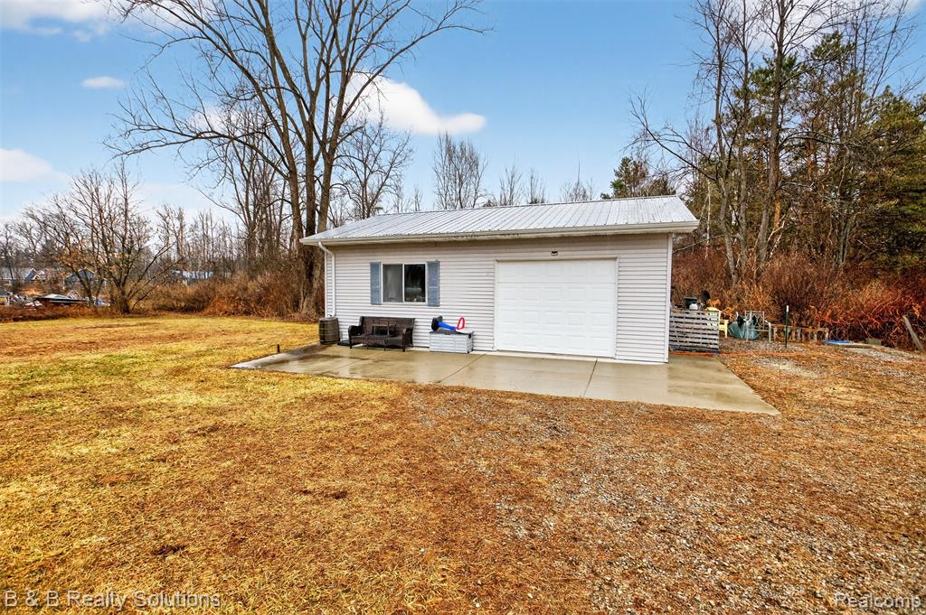 3280 Waltan Road, Vassar, MI 48768 — Photo 34