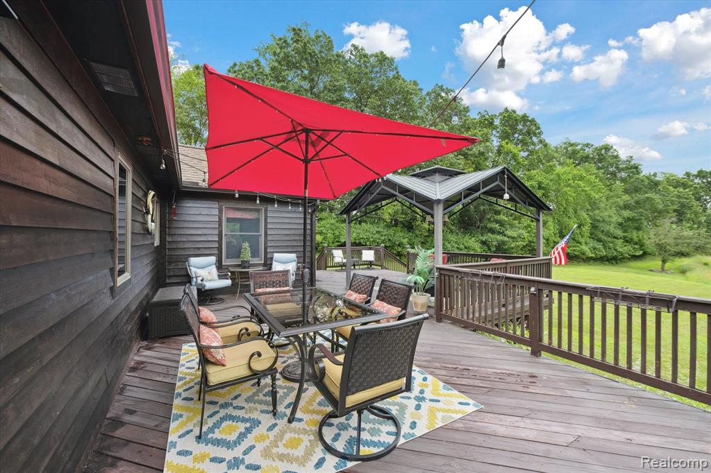 11247 Roberts Road, Stockbridge, MI 49285 — Photo 38