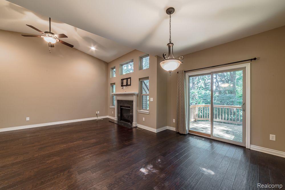 9546 KINGSWAY Circle, Clarkston, MI 48348 — Photo 18