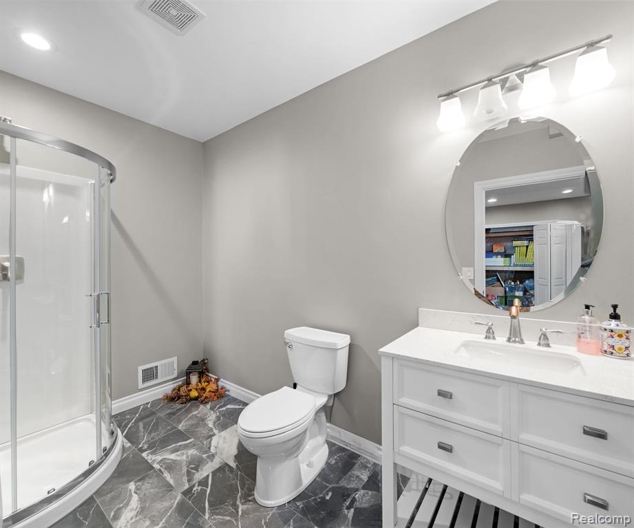 43442 CHERRYWOOD Lane, Canton, MI 48188 — Photo 34