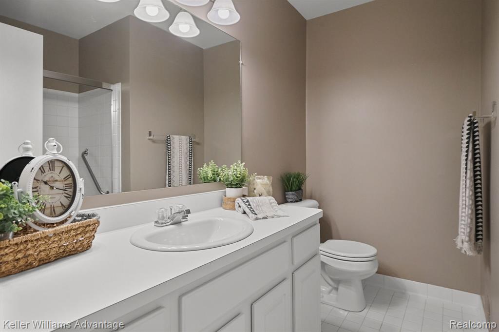 390 Mulberry Drive, Commerce Twp, MI 48390 — Photo 22