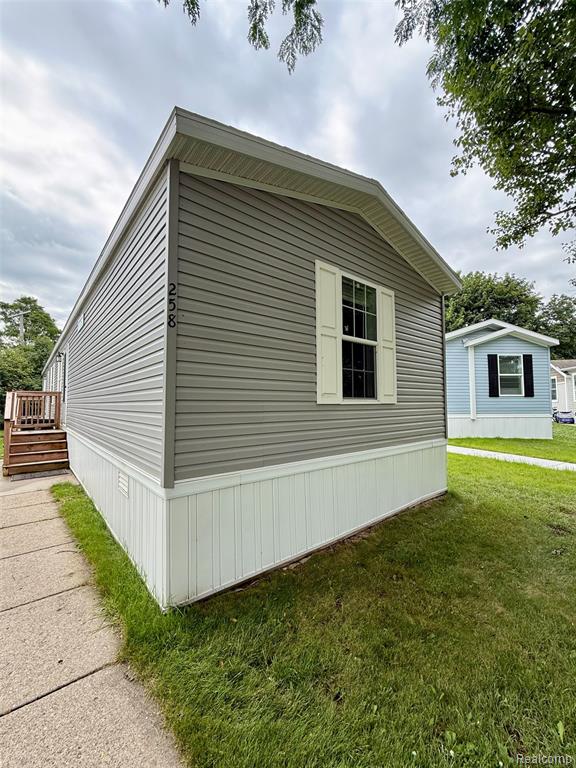 258 Diamond Circle, Whitmore Lake, MI 48189 — Photo 20