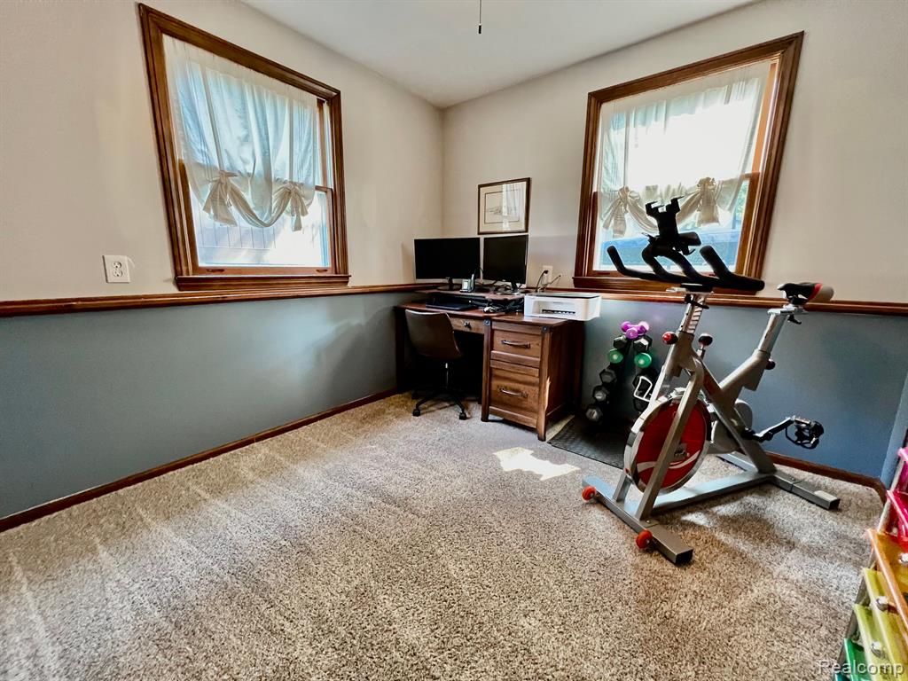 4245 SURREY Lane, Fort Gratiot, MI 48059 — Photo 27