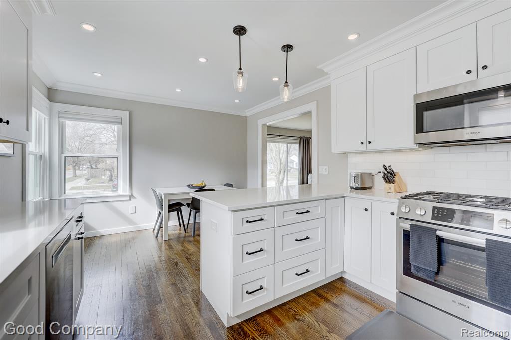 602 N Vermont Avenue, Royal Oak, MI 48067 — Photo 18