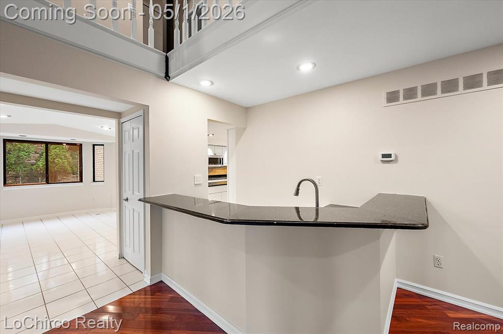 6019 Glen Eagles Drive, West Bloomfield, MI 48323 — Photo 11