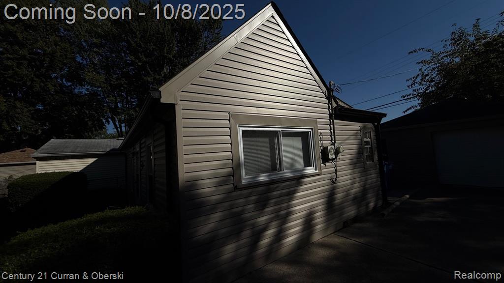 8244 Lenore Street, Dearborn Heights, MI 48127 — Photo 4