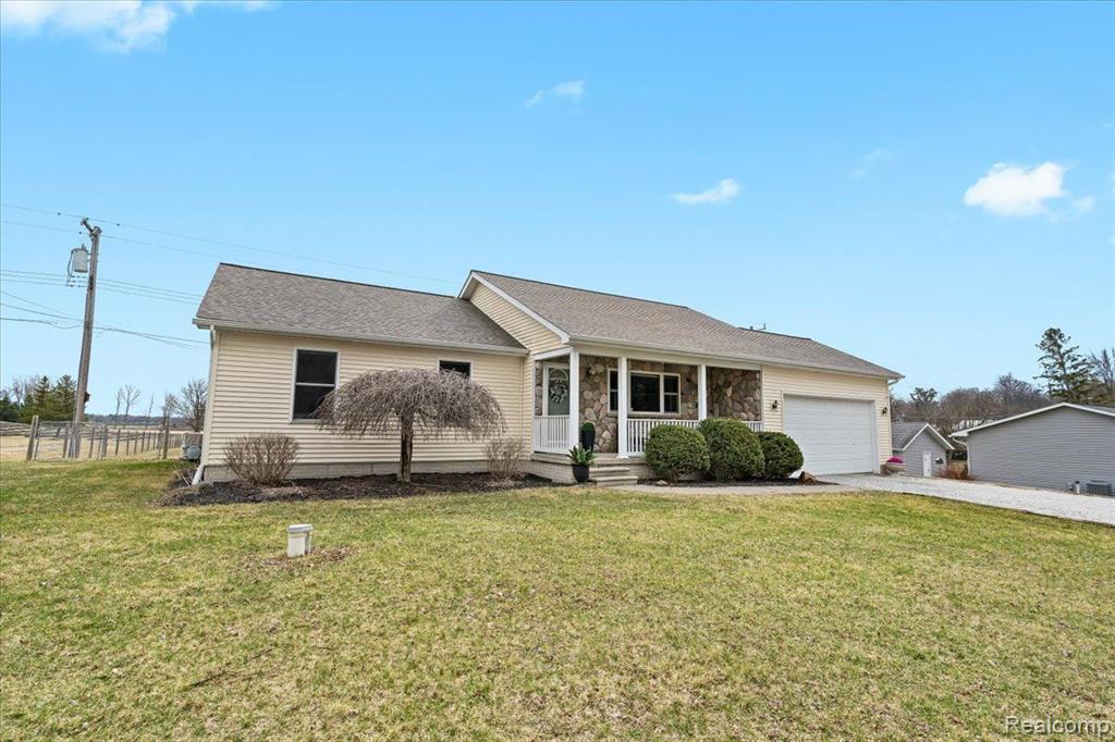 616 N FAIRGROUNDS Road, Imlay City, MI 48444 — Photo 4