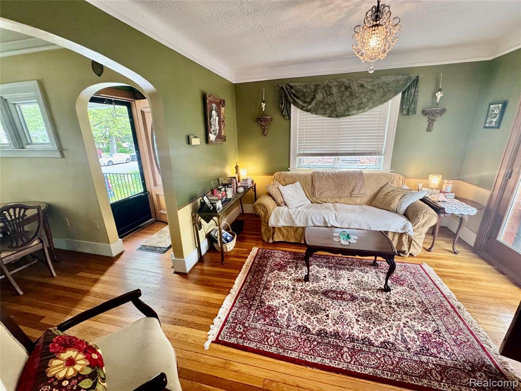 621 W Cambourne Street, Ferndale, MI 48220 — Photo 10