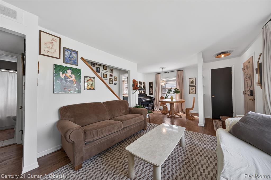 725 S Manitou Avenue, Clawson, MI — Photo 13