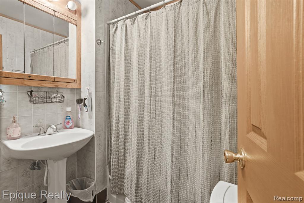1609 New Jersey Avenue, Marysville, MI 48040 — Photo 13