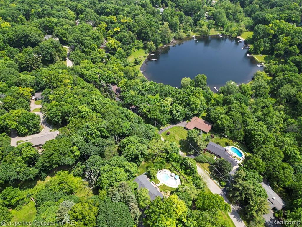 4383 Pine Tree Trail, Bloomfield Hills, MI 48302 — Photo 30