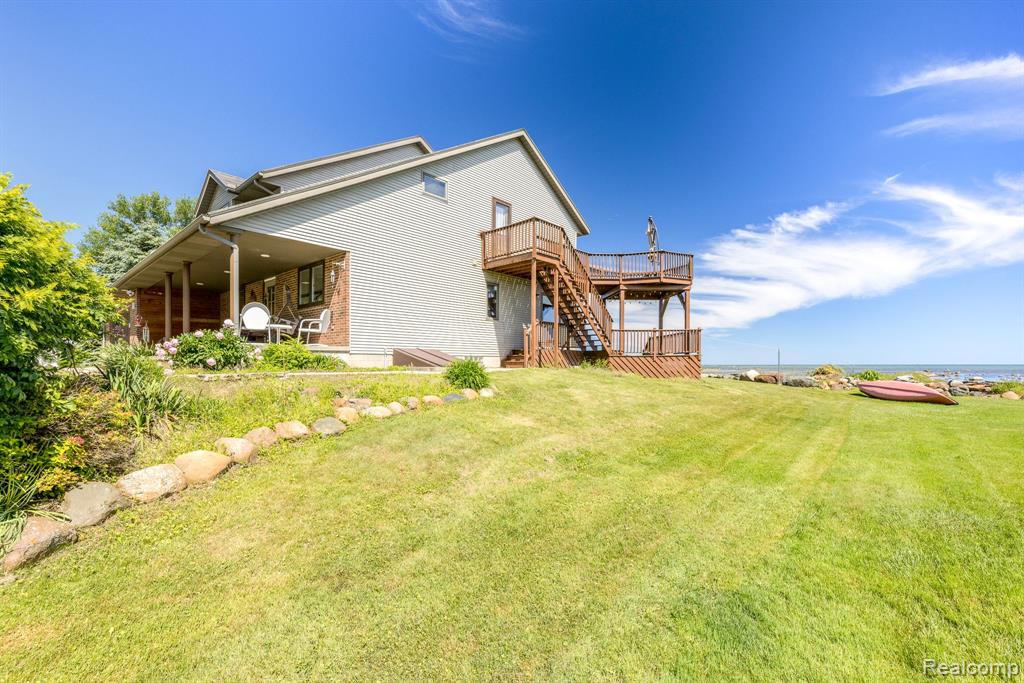 6455 LAKEVIEW Drive, MI — Photo 49