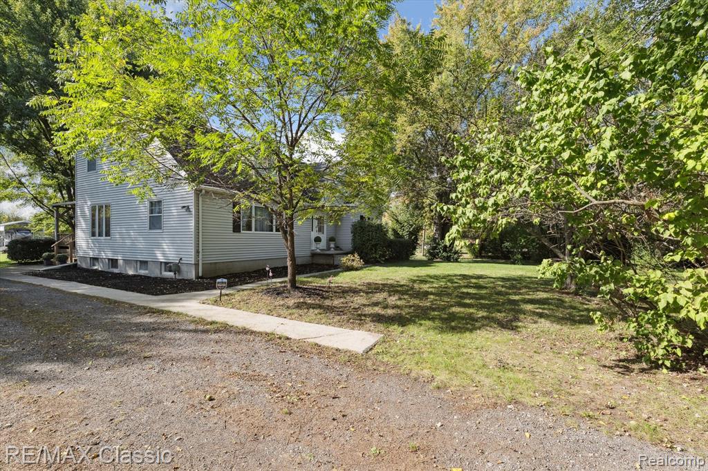 49035 Geddes Road, Canton, MI 48188 — Photo 2