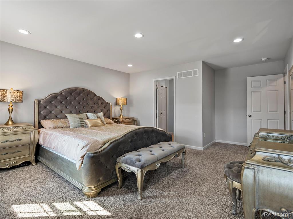 41197 Dortmund Drive, Clinton Twp, MI 48038 — Photo 21