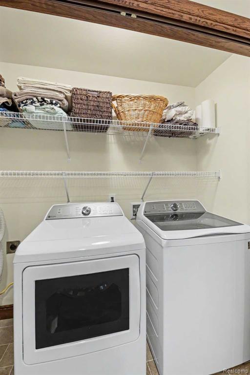 10429 9 Mile Road, Whitmore Lake, MI 48189 — Photo 18