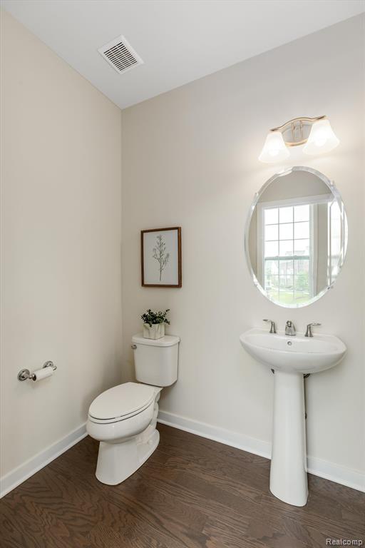2846 RIDINGTON Road, Ann Arbor, MI 48105 — Photo 11