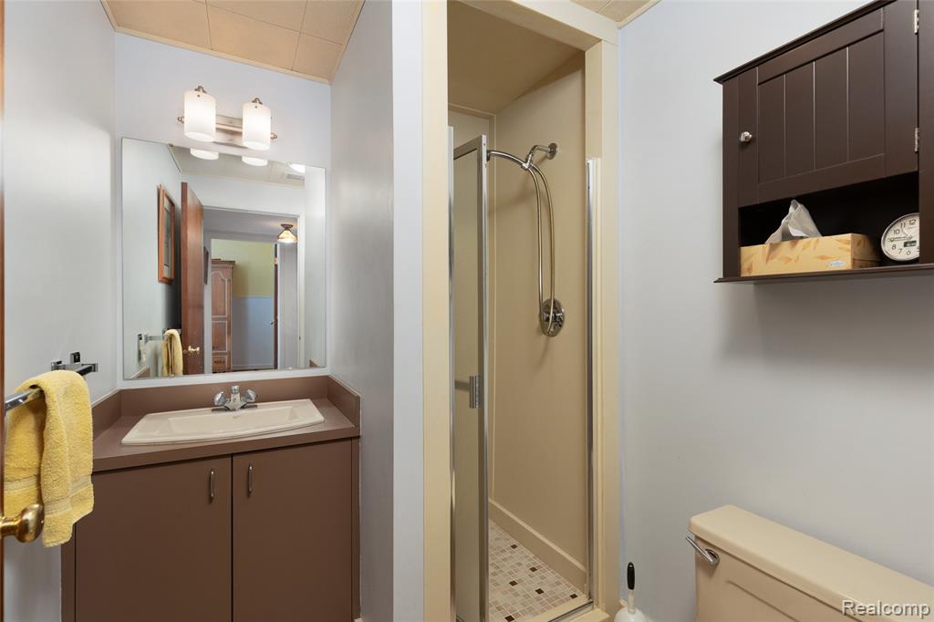 9801 Gibbs Road, Clarkston, MI 48348 — Photo 27