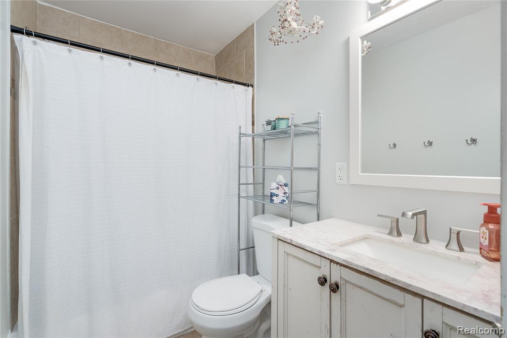9115 Maplewood Drive, Clio, MI 48420 — Photo 25