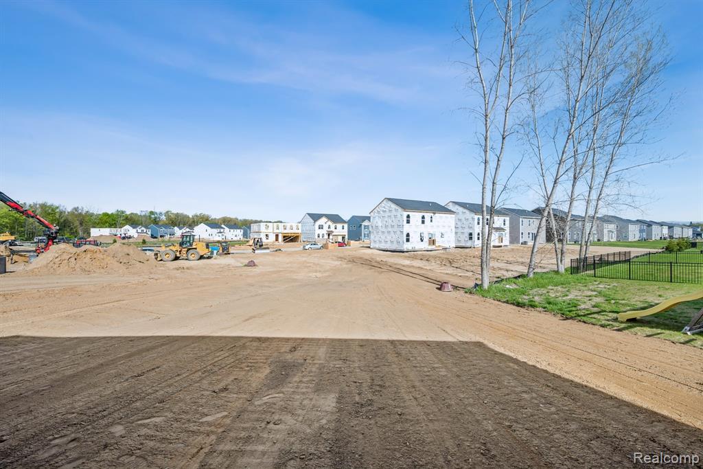 360 Hidden River W, Holly, MI 48442 — Photo 30