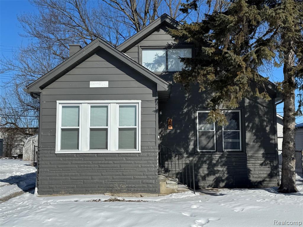 79 E MAHAN Avenue, Hazel Park, MI 48030 — front exterior