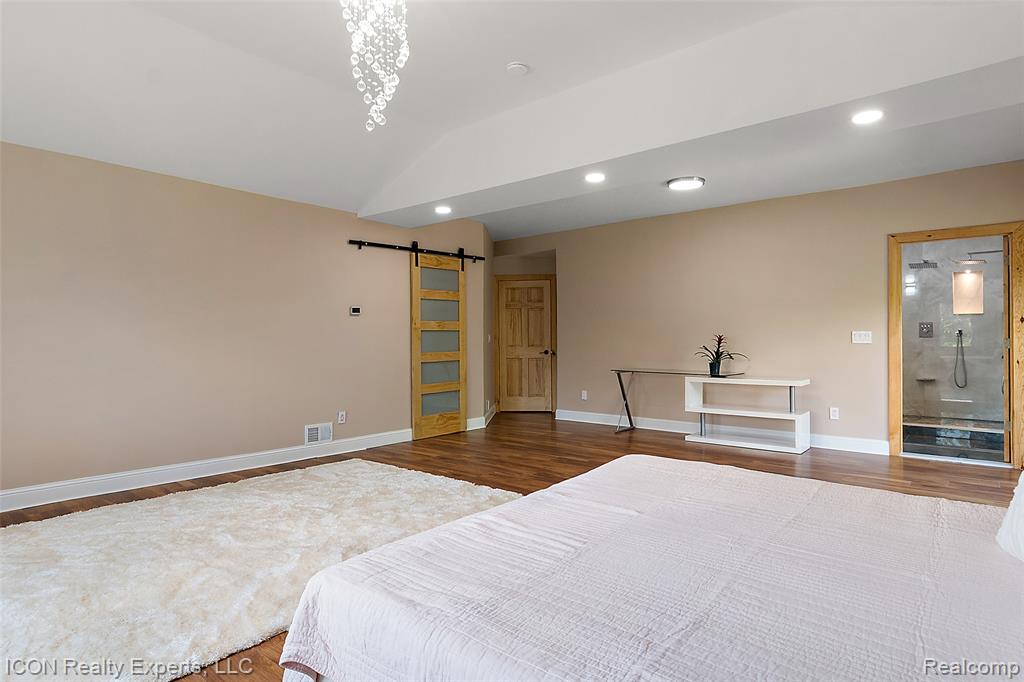 6727 Napier Road, Plymouth, MI 48170 — Photo 10