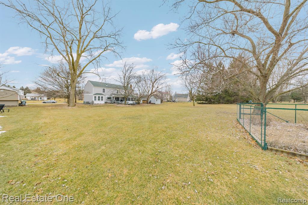 45831 SHEFFIELD Drive, Novi, MI — Photo 40