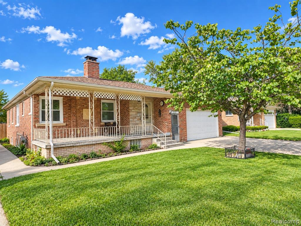 4529 Frazho Road, Warren, MI 48091