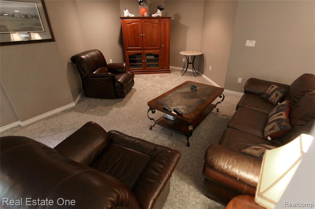 3991 Oakfield Court, Shelby Twp, MI 48316 — Photo 39