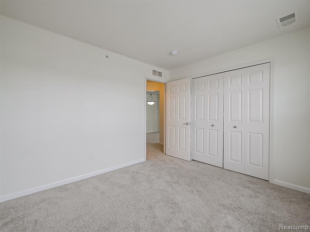 245 WRIGHT Street, Wixom, MI — Photo 15