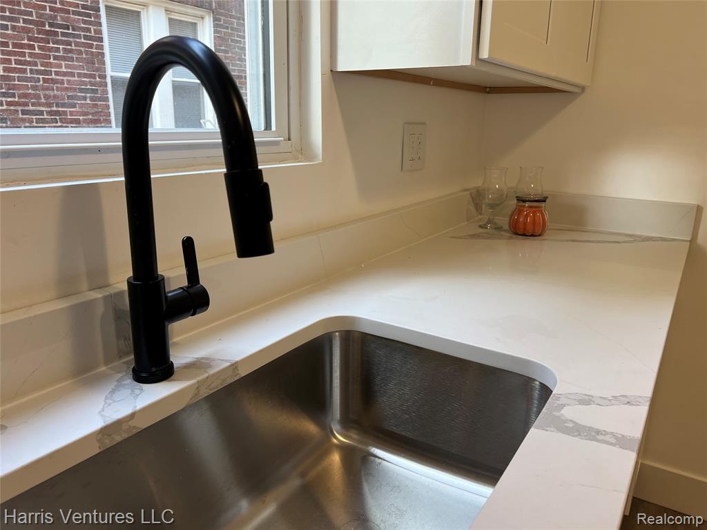 4865-67 Grayton Street, Detroit, MI 48224 — Photo 12