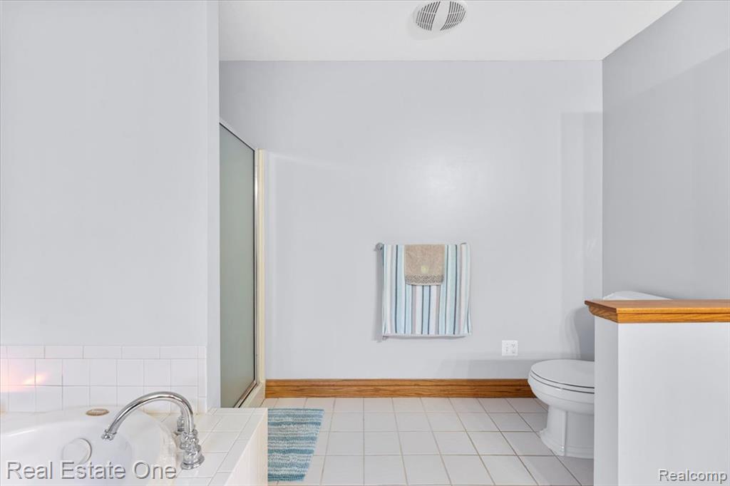 4261 Brest Road, Newport, MI 48166 — Photo 30