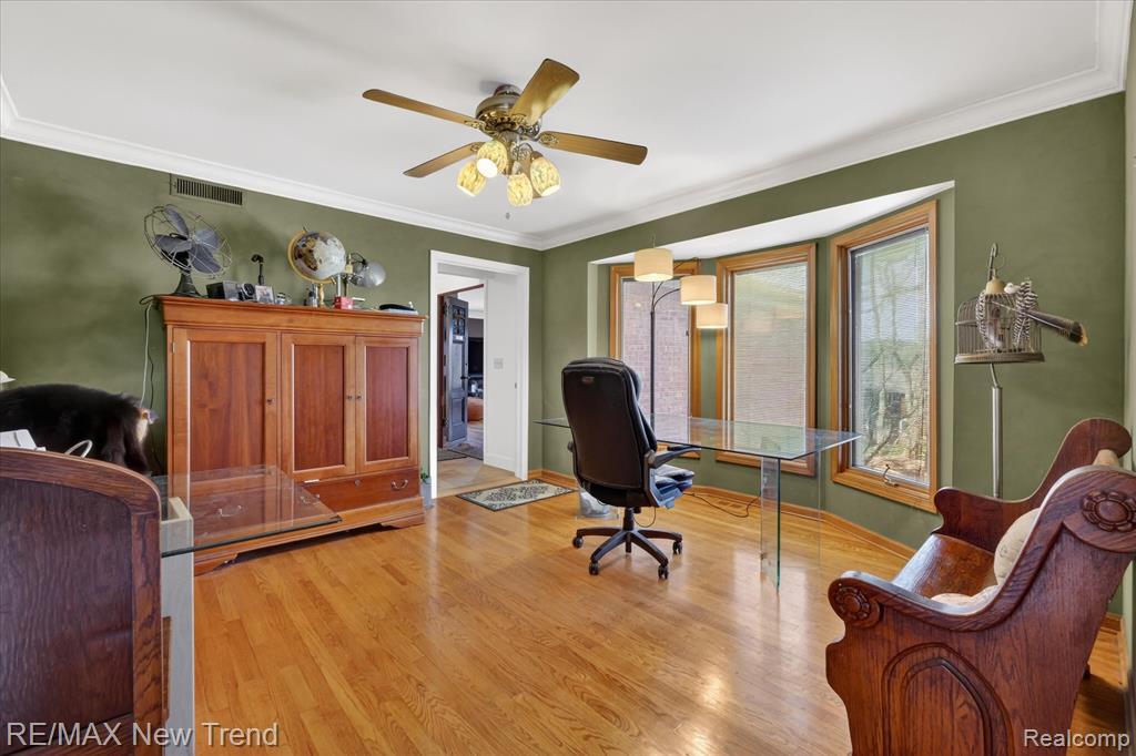 5721 Coralwood Court, Commerce Twp, MI 48382 — Photo 19