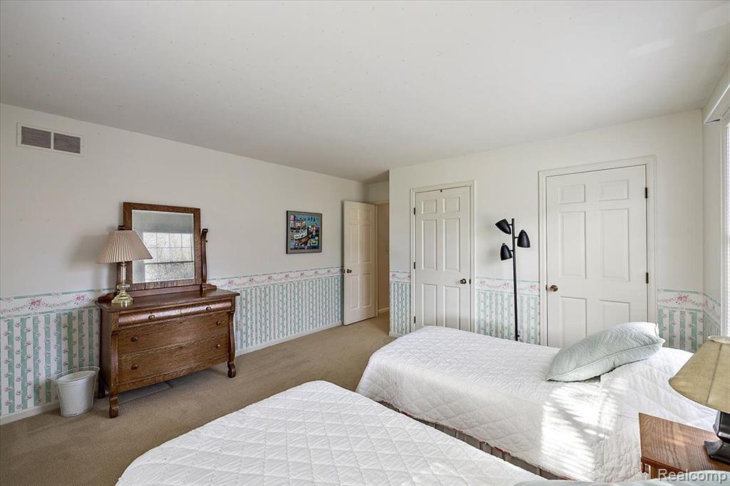 762 KENSINGTON Lane, Bloomfield Hills, MI 48304 — Photo 29